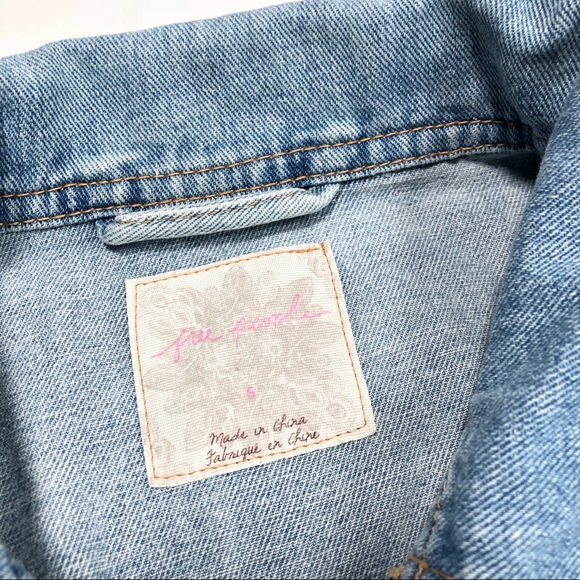 FREE PEOPLE 🔥🔥🔥cropped denim jean jacket - Picture 3 of 11
